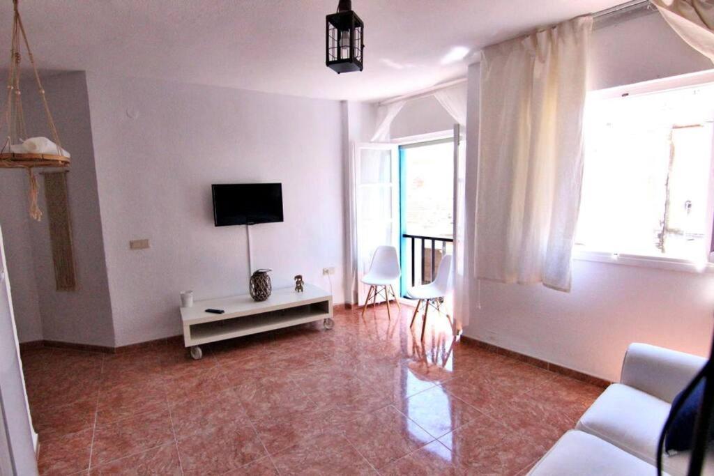 Precioso Piso Soleado, Con Vistas A Monumento. Wfi Apartment Almunecar Ngoại thất bức ảnh